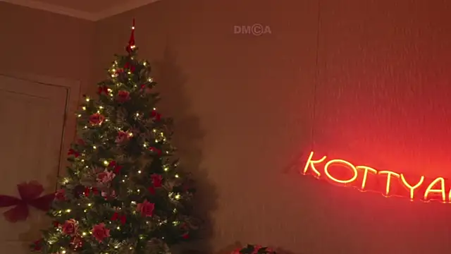 Snapshot of -Kottyaa- chatting on January 4, 8:59 pm -Kottyaa- online show from January 4, 8:59 pm