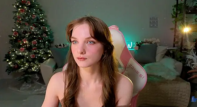 Snapshot of -Kottyaa- chatting on February 2, 4:43 pm -Kottyaa- online show from February 2, 4:43 pm