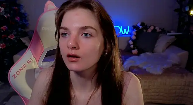 Snapshot of -Kottyaa- chatting on February 9, 3:11 am -Kottyaa- online show from February 9, 3:11 am