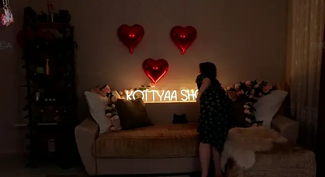 Snapshot of -Kottyaa- chatting on February 23, 8:33 pm -Kottyaa- online show from February 23, 8:33 pm