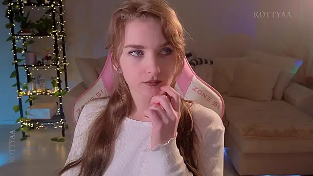 Snapshot of -Kottyaa- chatting on October 5, 12:53 am -Kottyaa- online show from October 5, 12:53 am