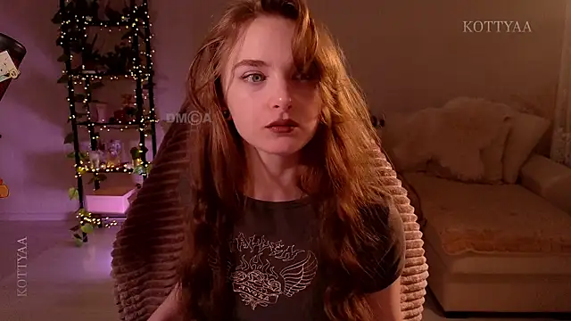 Snapshot of -Kottyaa- chatting on October 16, 10:11 pm -Kottyaa- online show from October 16, 10:11 pm