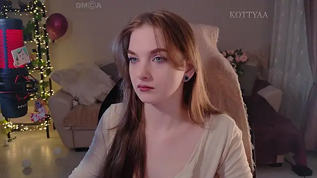 Snapshot of -Kottyaa- chatting on December 13, 7:53 pm -Kottyaa- online show from December 13, 7:53 pm