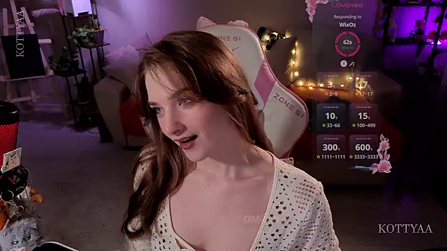 Snapshot of -Kottyaa- chatting on April 2, 5:21 pm -Kottyaa- online show from April 2, 5:21 pm