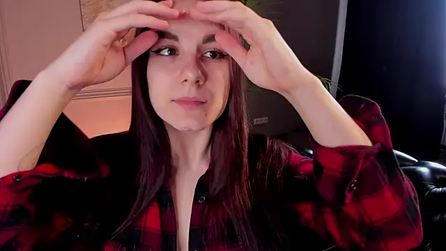 Kelly Woods online show from March 15, 1:40 pm