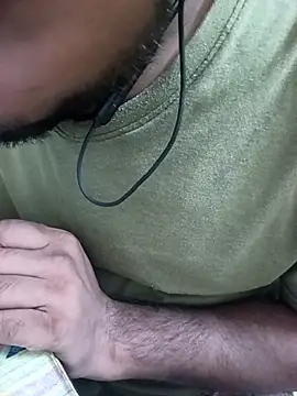 Snapshot of Hot_boy_Rudra chatting on September 10, 4:18 pm Hot boy Rudra online show from September 10, 4:18 pm