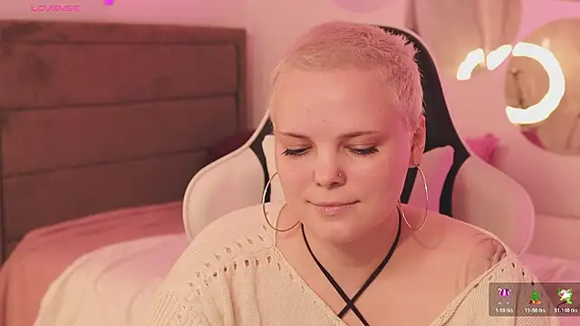 LikaBerry1 online show from February 24, 2:26 pm