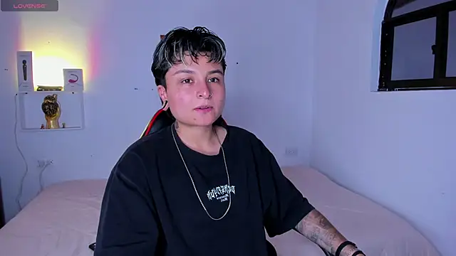 ZuryRamirez  online show from June 8, 8:53 pm