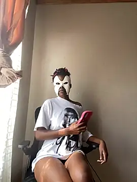 Snapshot of alicia_loveraw chatting on March 27, 7:47 am alicia loveraw online show from March 27, 7:47 am