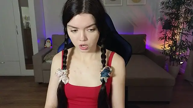 likeamoss online show from May 2, 3:50 pm