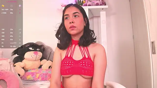 pretty-millie online show from June 1, 3:58 pm
