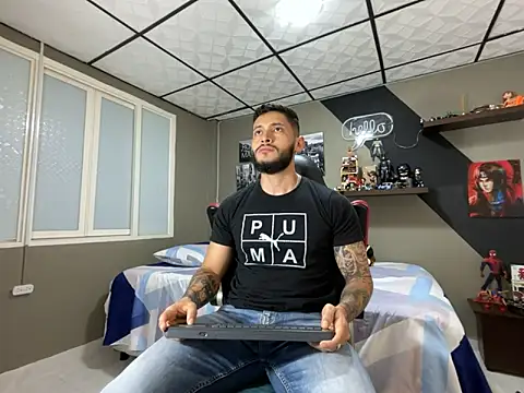 marcel crawford96 online show from March 14, 1:49 pm