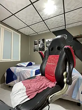 marcel crawford96 online show from April 7, 1:33 pm