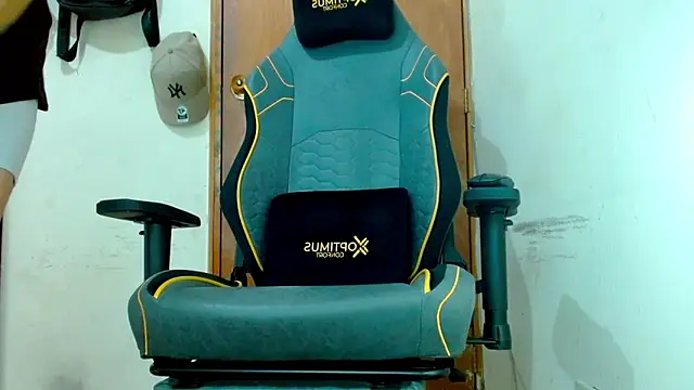 Danyer33 online show from March 20, 10:25 pm