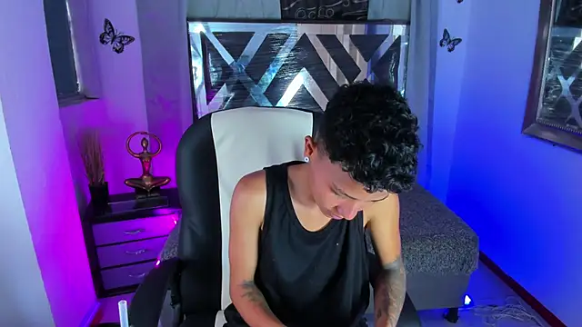 nova sex01 online show from April 22, 8:54 pm