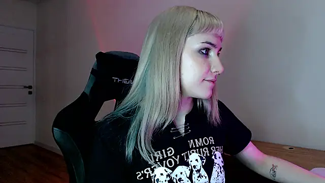 Princess Shy    online show from February 19, 7:38 pm