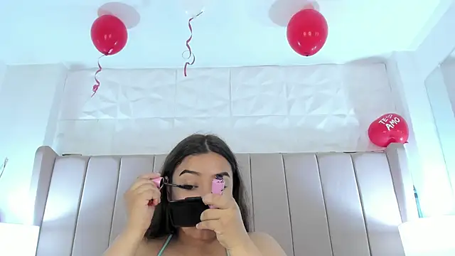 MollyBigBoobs12 online show from February 24, 8:03 pm