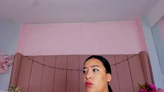 MollyBigBoobs12 online show from October 2, 9:00 pm