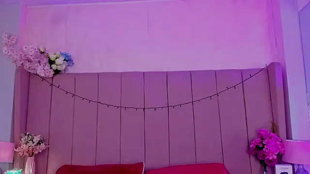 MollyBigBoobs12 online show from November 5, 8:42 pm