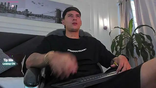 Damian23   online show from April 4, 2:36 pm