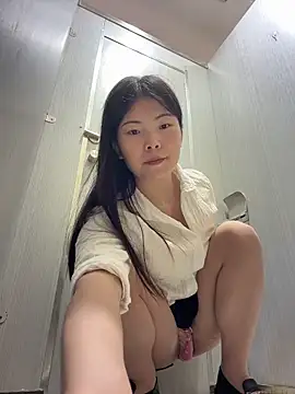 ssyyds8866 online show from May 28, 8:33 am