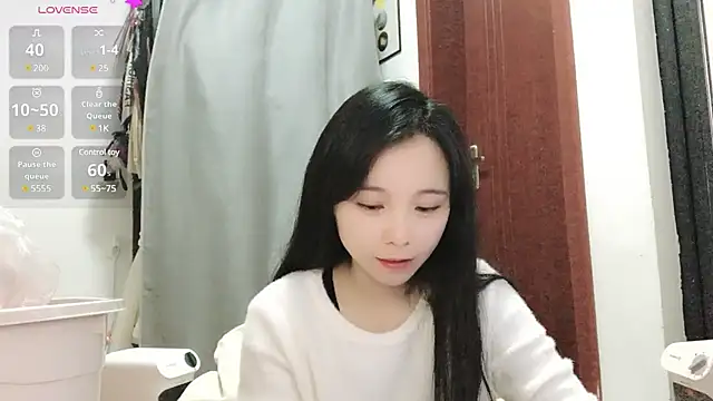 Snapshot of QQ88-99 chatting on February 28, 9:47 am QQ88-99 online show from February 28, 9:47 am