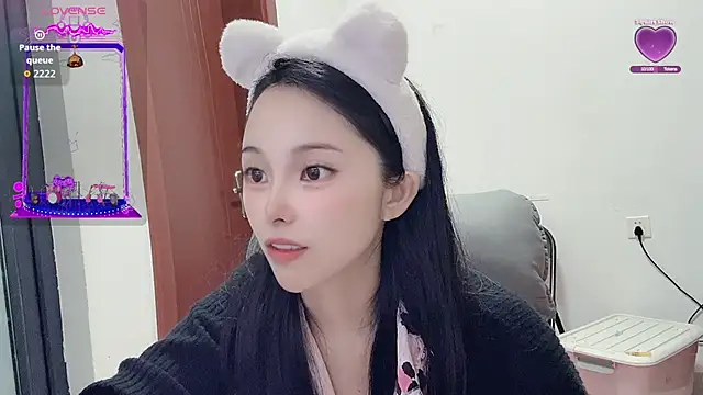 Snapshot of QQ88-99 chatting on October 6, 2:03 pm QQ88-99 online show from October 6, 2:03 pm