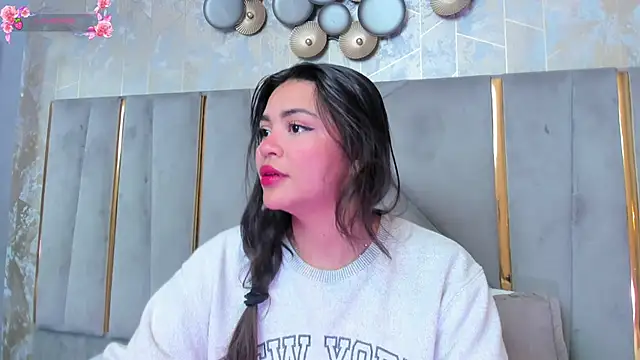 KimDevinne online show from January 10, 2:02 am