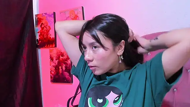 Snapshot of teffy_lee chatting on July 6, 8:22 pm teffy lee online show from July 6, 8:22 pm