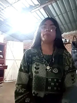 yovana13 online show from October 4, 3:10 pm