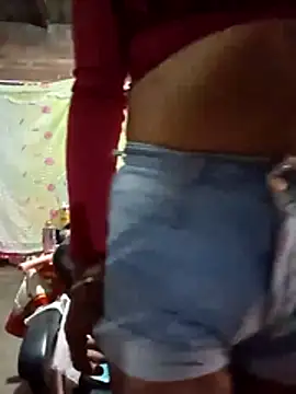 yovana13 online show from February 16, 5:53 pm