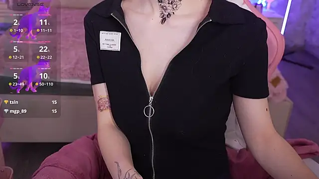 HaylaAmber online show from December 17, 10:01 am