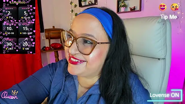 Gia Nahomi online show from March 22, 9:51 pm