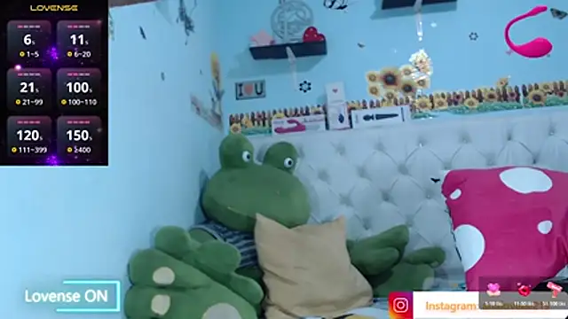 ana studio online show from February 22, 3:54 pm