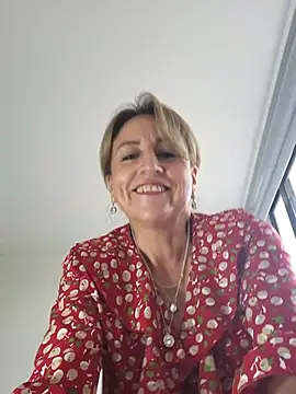 Snapshot of almaluna7 chatting on February 18, 8:03 pm almaluna7 online show from February 18, 8:03 pm