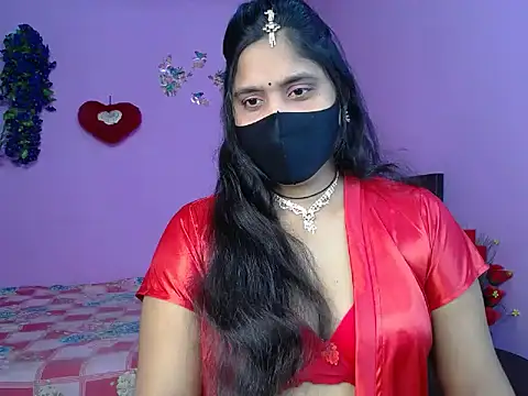 Hot Maleka online show from May 10, 4:34 pm