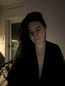 Snapshot of Evelyn___Sweet chatting on January 8, 8:22 pm Evelyn Sweet online show from January 8, 8:22 pm