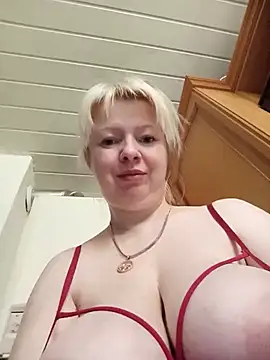 Lauri scherri online show from August 7, 3:25 pm