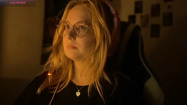 JacyWinslat online show from September 9, 10:42 pm