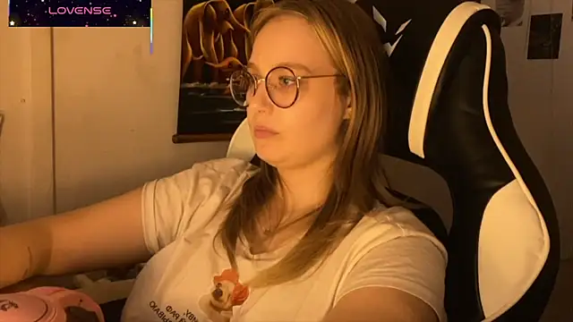 JacyWinslat online show from October 8, 6:05 pm