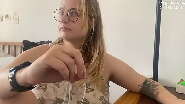 JacyWinslat online show from March 24, 7:57 am