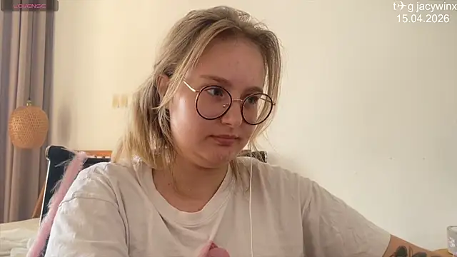 JacyWinslat online show from April 15, 9:16 am