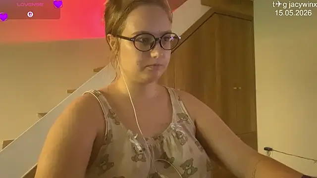 JacyWinslat online show from May 15, 2:46 pm