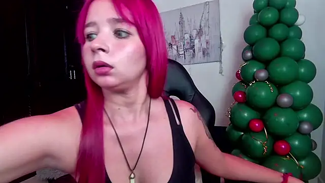 Snapshot of ssy_tgn chatting on December 23, 6:27 pm ssy tgn online show from December 23, 6:27 pm