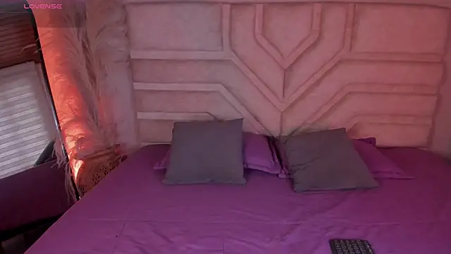 Snapshot of Rebeca_Williams_ chatting on January 11, 8:03 pm Rebeca Williams online show from January 11, 8:03 pm