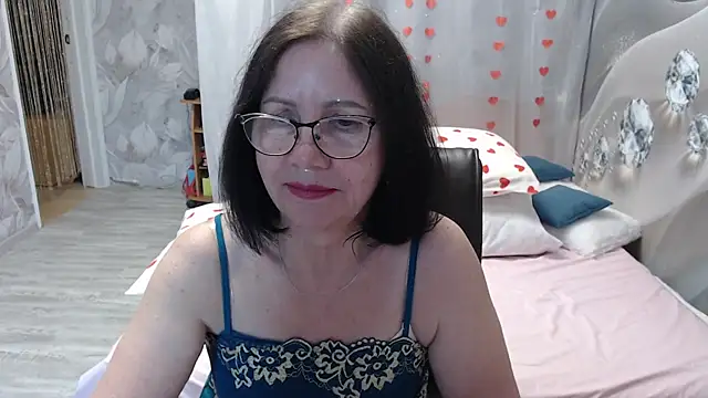 OlgaHottie online show from May 16, 12:40 am