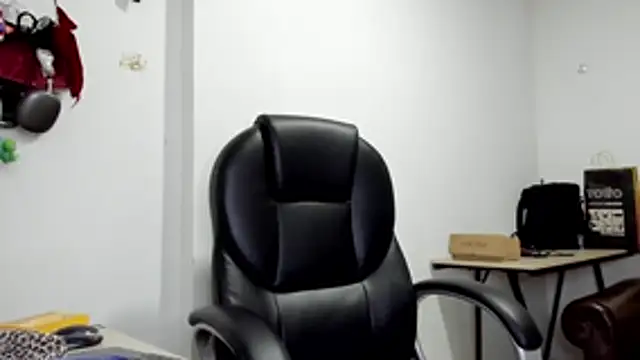 alma fenix online show from April 15, 7:48 am