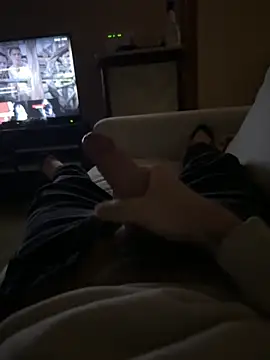 Snapshot of ExMonki_13_ chatting on February 4, 9:42 pm ExMonki 13 online show from February 4, 9:42 pm