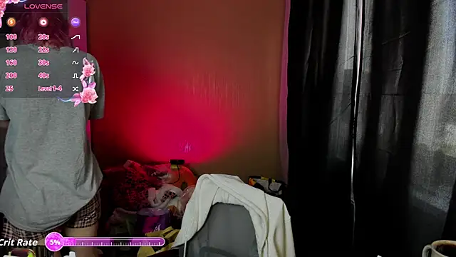 School Love online show from April 12, 7:13 am