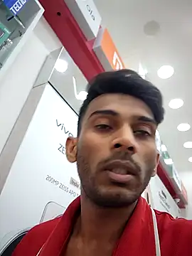 Snapshot of JOHN_LEE_DEREK chatting on January 19, 8:18 am JOHN LEE DEREK online show from January 19, 8:18 am